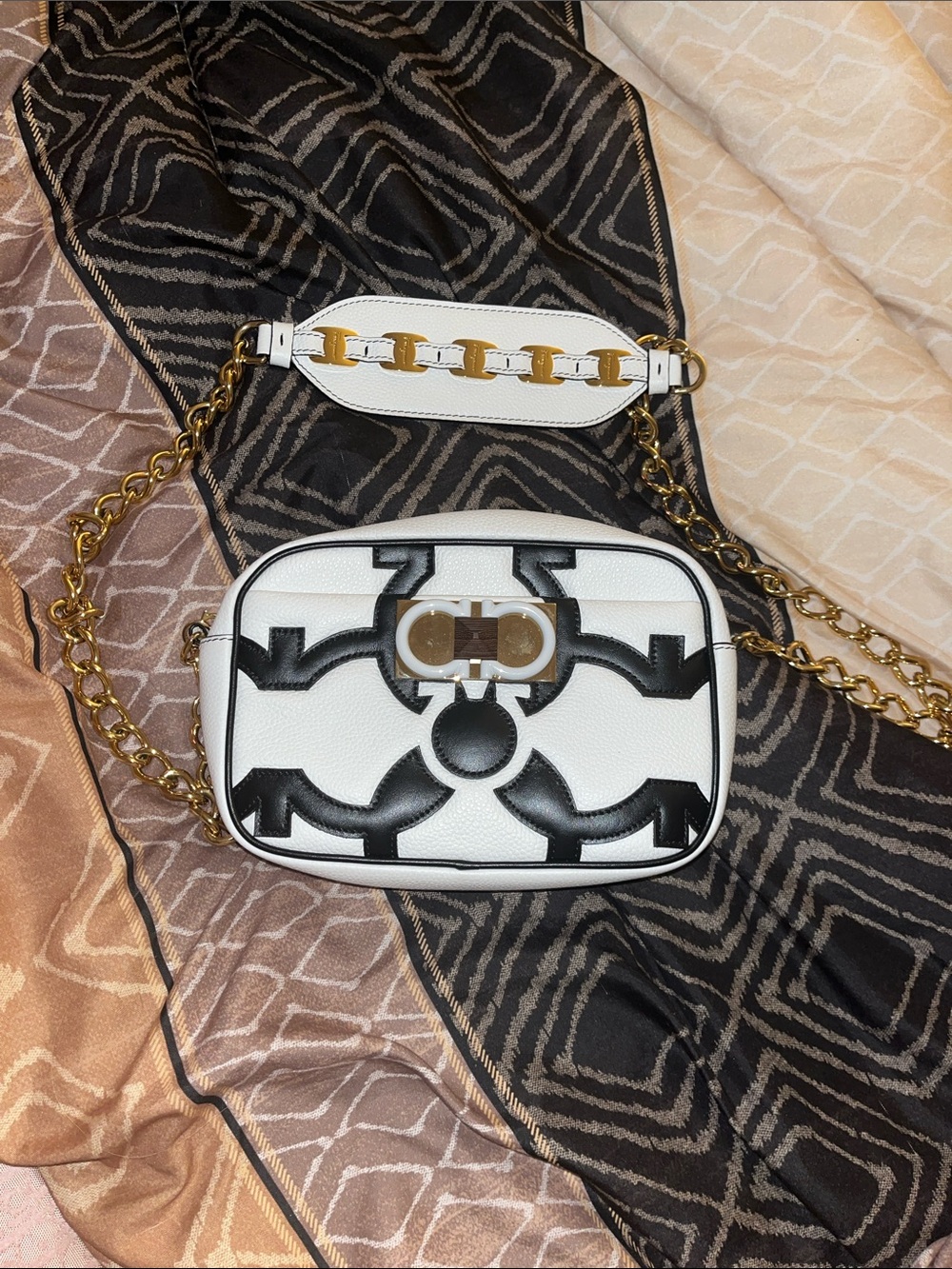 Salvatore Ferragamo White and Black Leather Chain Crossbody Bag